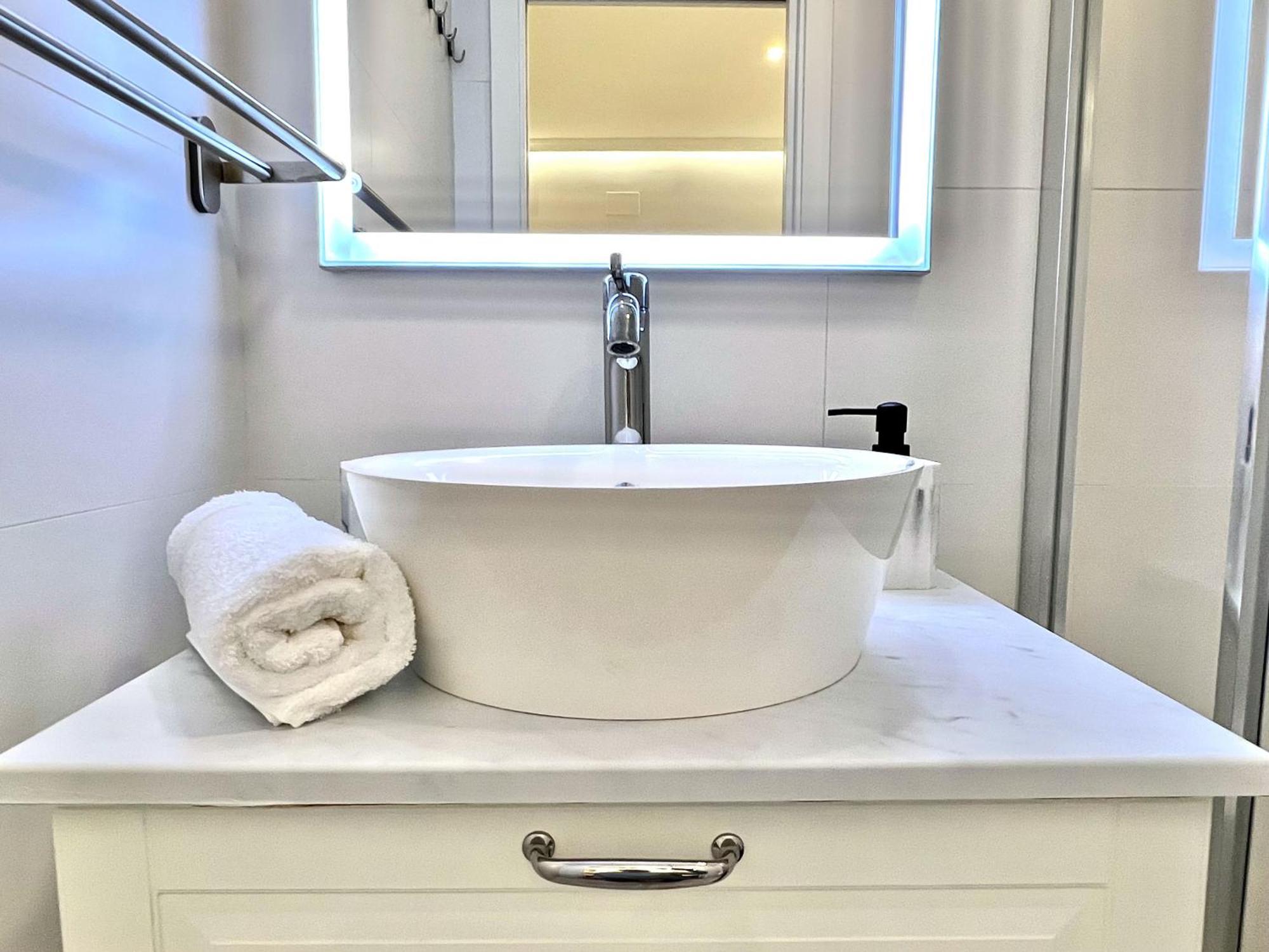 Apartment In The Heart Of Madrid-Piso En Malasana Екстер'єр фото
