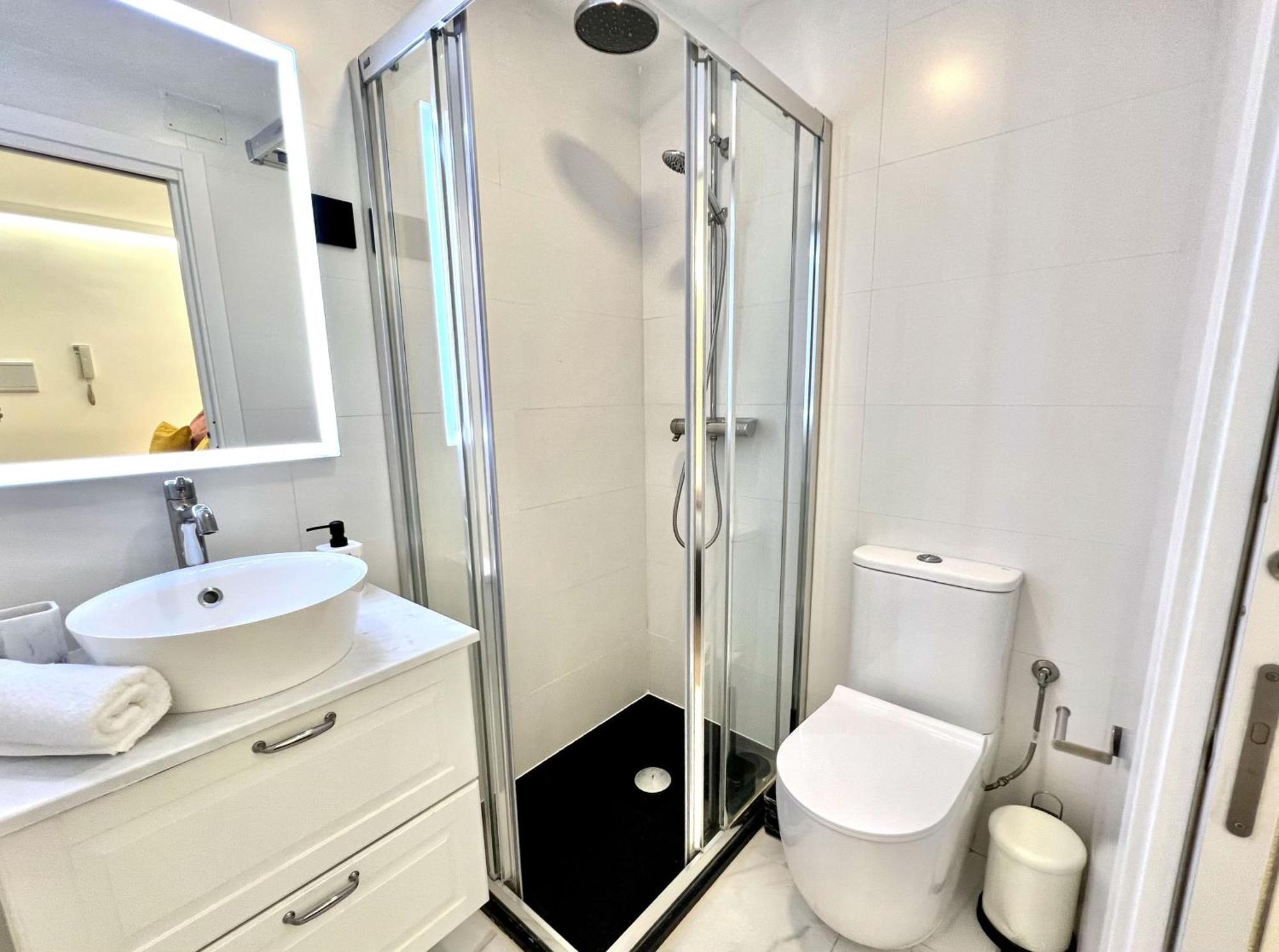 Apartment In The Heart Of Madrid-Piso En Malasana Екстер'єр фото